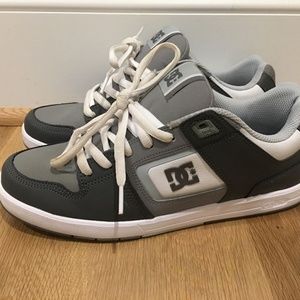 DC Skateboard shoes size 8.5 Men's